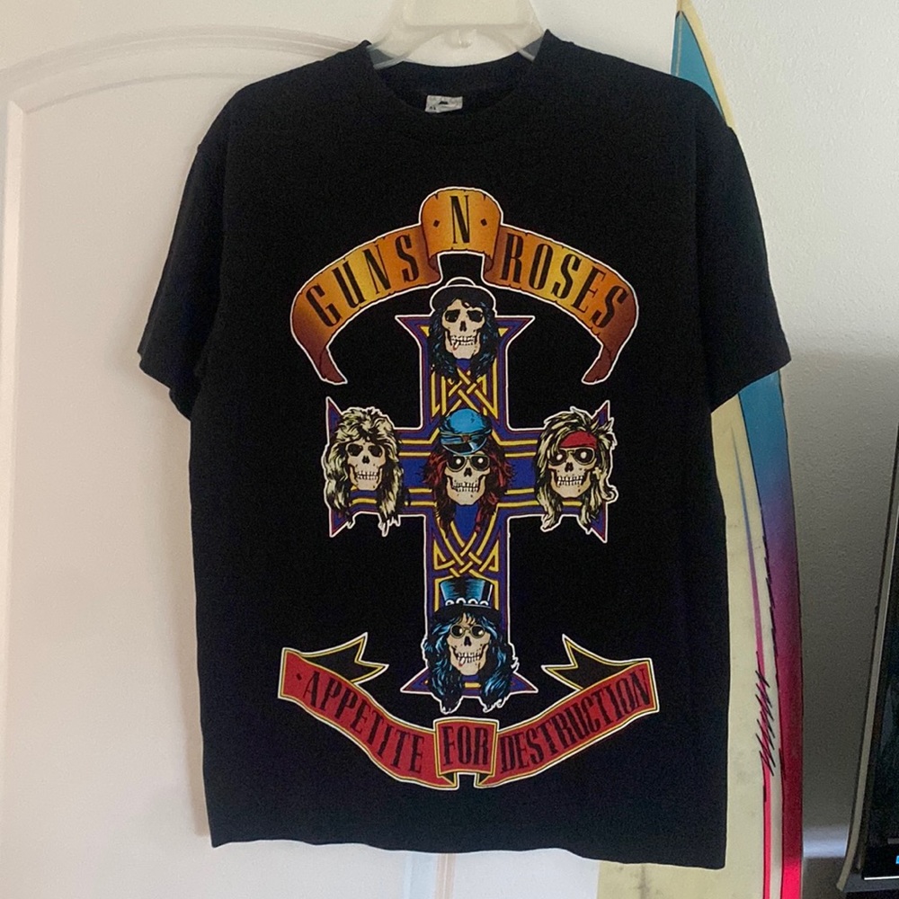 Vintage 90s PERFECT CONDITION GUNS N ROSES HUGE LOGO T SHIRT - RARE large Logo